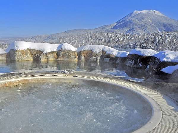 Open-air bath